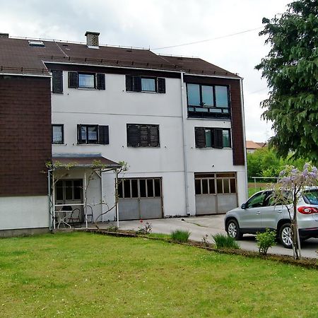 Guesthouse Trikic Drvar 외부 사진