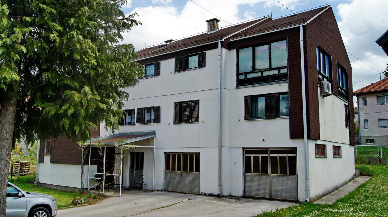 Guesthouse Trikic Drvar 외부 사진